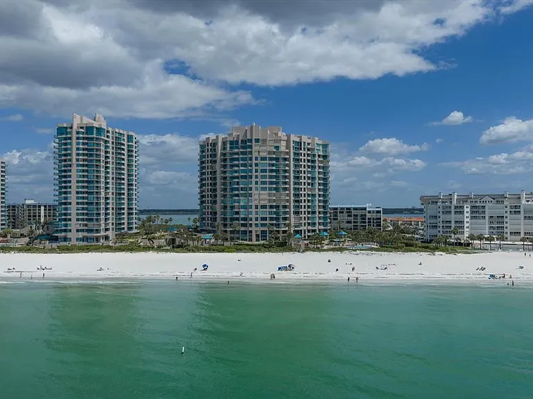 1560 Gulf Blvd #304 — Photo 47