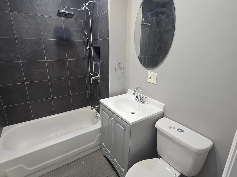 132 Randolph Ave #2 — Photo 8