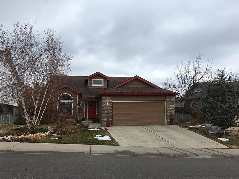 Dunne Dr — Photo 4