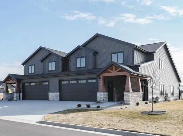 365 Ridge View Drive #15, Milton, WI 53563