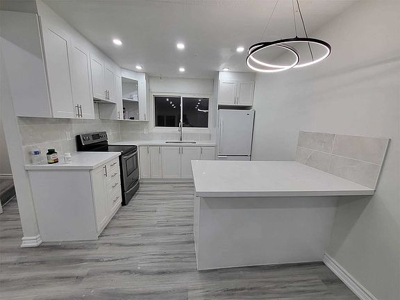 3rd image of 36 Greendale Dr #12