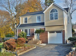 14 Weil Pl, Cresskill, NJ 07626