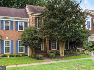 9805 Burke Pond Ln, Burke, VA 22015