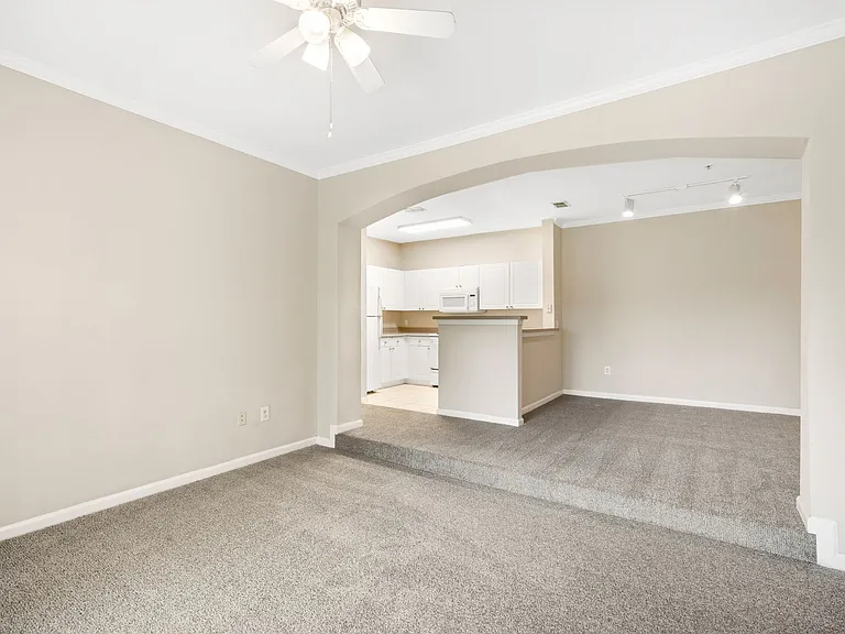 9301 Crescent Loop Cir #206 — Photo 11