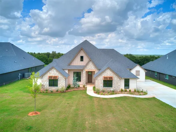 2263 Winter Creek Blvd, Blanchard, OK 73010