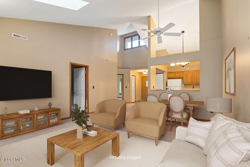 5th image of 4042 Georgetown Square