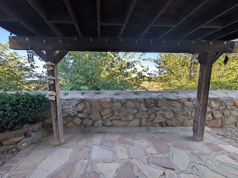 805 Bonnie Ct — Photo 10