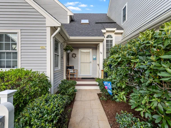 78 Gold Leaf Lane E, Mashpee, MA 02649