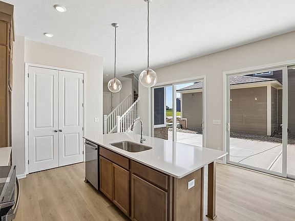7th image of this home