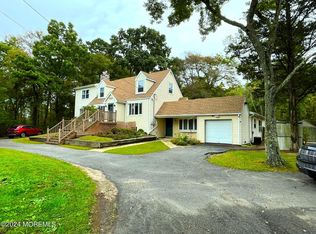 189 Tennent Rd, Morganville, NJ 07751