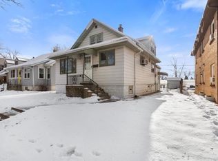 6221 West Fairview AVENUE, Milwaukee, WI 53213