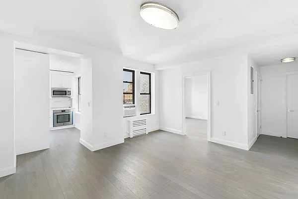 Rented by Corcoran | media 20