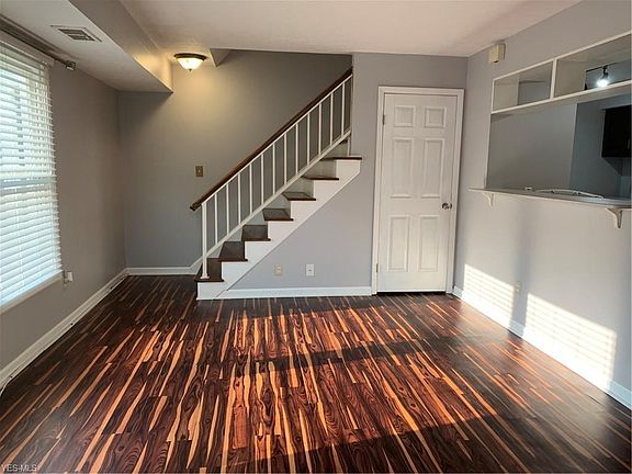 2nd image of 311 Ivy Hill Ln #B-16