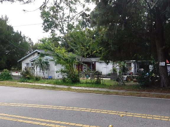2nd image of 2318 51st Ave E