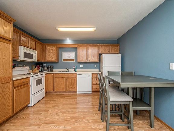 2nd image of 1044 10th Ave NW