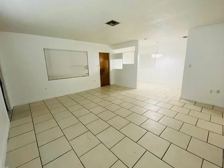 2507 Clearlake Rd — Photo 3