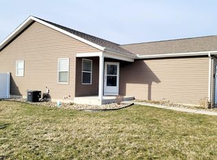 1533 Tall Grass Prairie Dr, Mishawaka, IN 46544