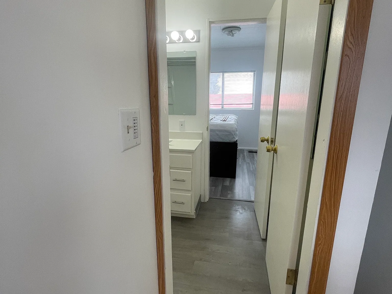 450 Amoretti St — Photo 4