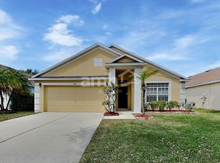 8326 Canterbury Lake Blvd, Tampa, FL 33619