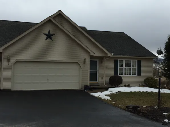 14 Deerfield Dr, Elysburg, PA 17824