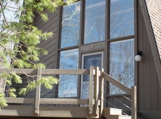 3955 S Pleasantview Rd UNIT 7, Harbor Springs, MI 49740