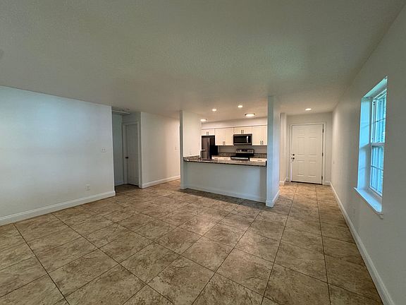 3rd image of 2549 S Mills Ave