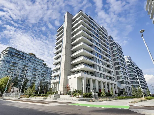 1688 Pullman Porter St #808, Vancouver, BC V6A 0H4