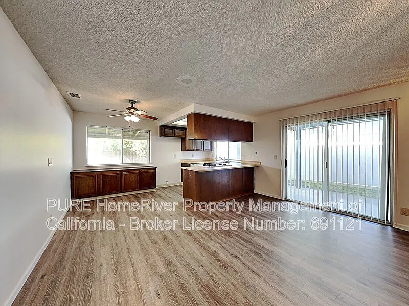 4 bed, 2.0 bath, 1456 sqft, $2,450 — Photo 1
