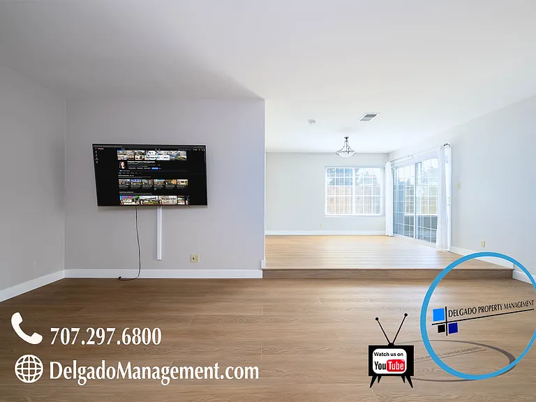 312 Durham Ct — Photo 6
