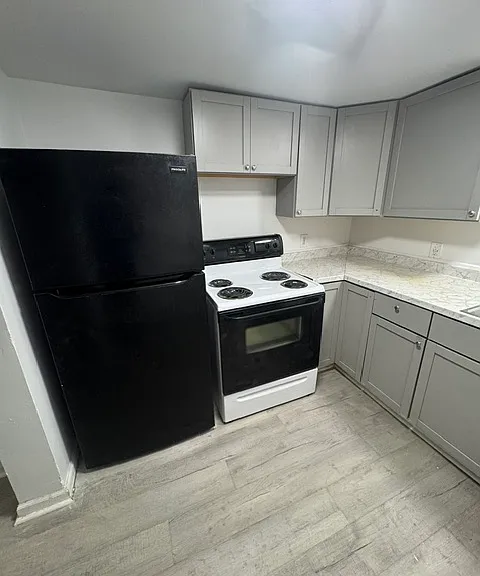 117 King St #1 — Photo 12