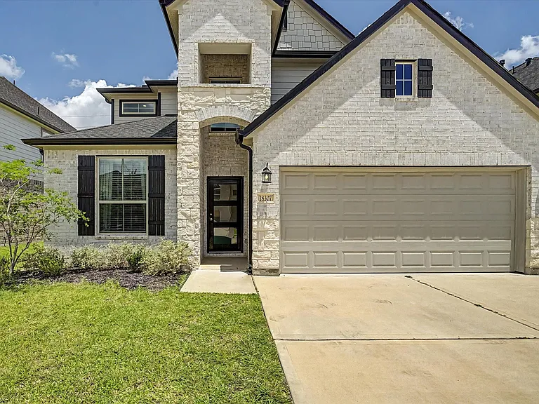 18307 Windy Knoll Way — Photo 37
