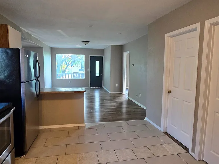 2164 N 37th St. (Duplex) (Ace Property) — Photo 4