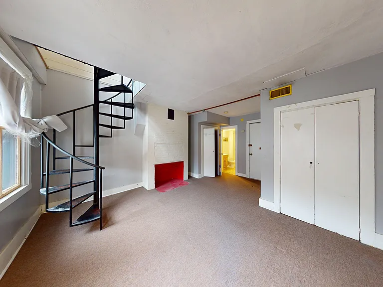 509 Beacon St #2 — Photo 6