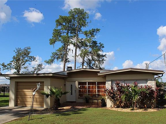 2nd image of 5803 Bear Lake Cir
