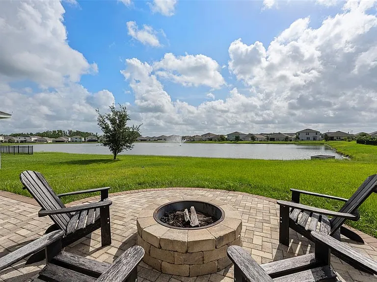 2908 Storybrook Preserve Dr — Photo 43