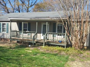 4706 Glen Tara Dr, Midlothian, VA 23112