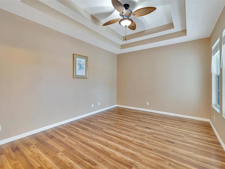 5508 Golden Isles Dr — Photo 25