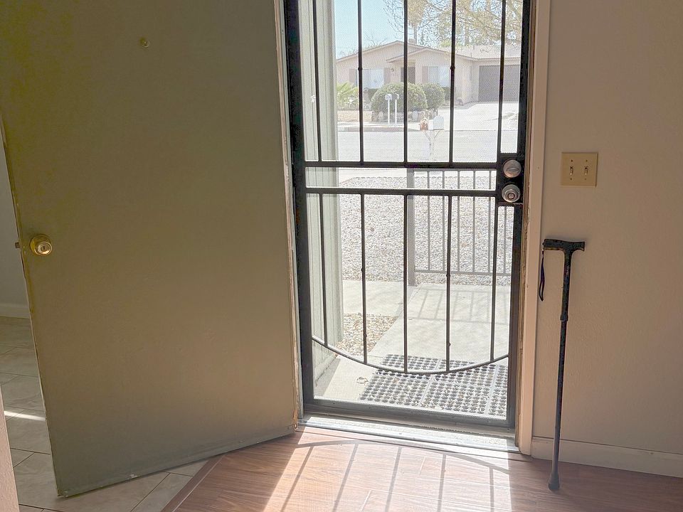 1st image of 2288 Cristobal Ave