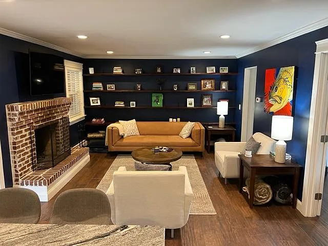 1854 E Lake Dr — Photo 6