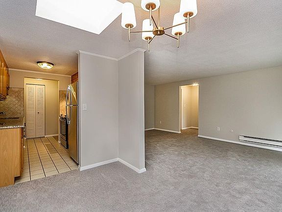 5th image of 220 Bedford St #96