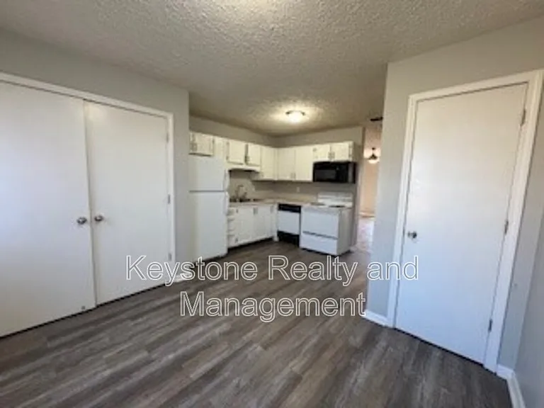 3318 Royster Ln #D — Photo 4