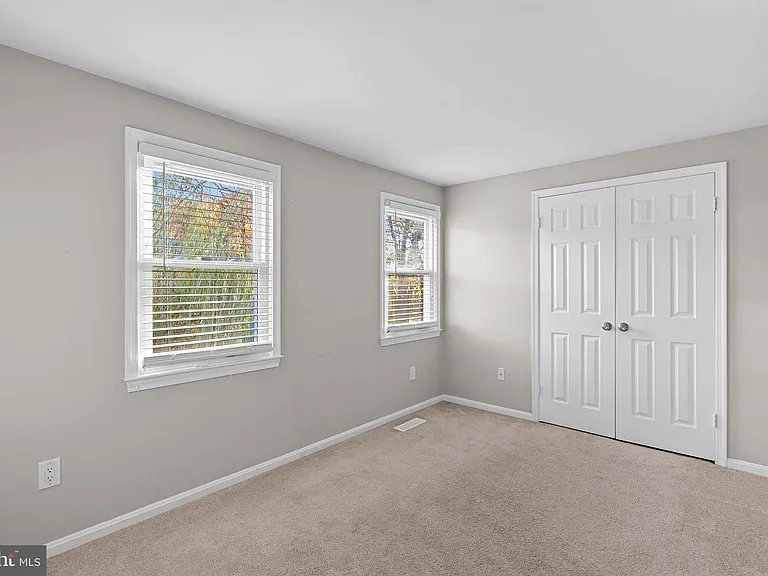2110 Whisperwood Glen Ln — Photo 22