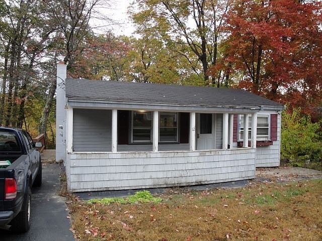 1st image of 12 Blue Heron Ave