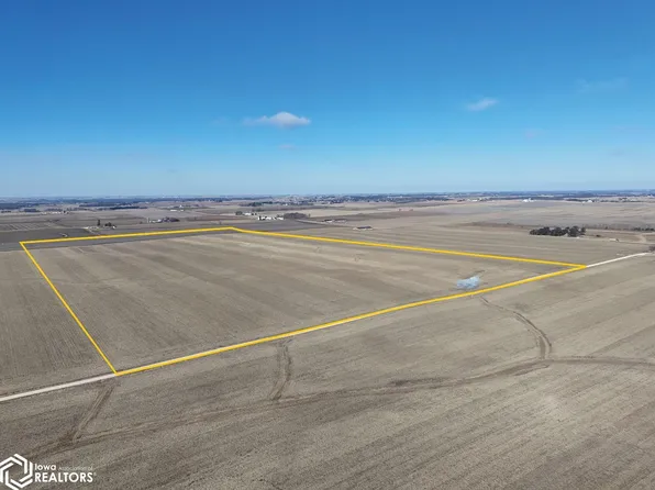 Dogwood Ave, Strawberry Pt, IA 52076