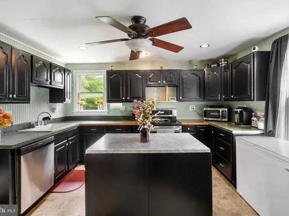 200 E John St, Martinsburg, WV 25401