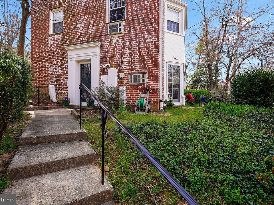 1st image of 3323 Valley Dr