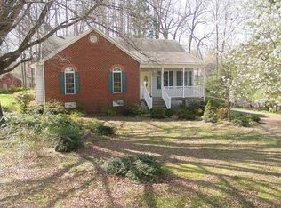 8421 Shannon Rd, North Chesterfield, VA 23236