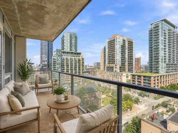 59 E Liberty St #1010, Toronto, ON M6K 3R1