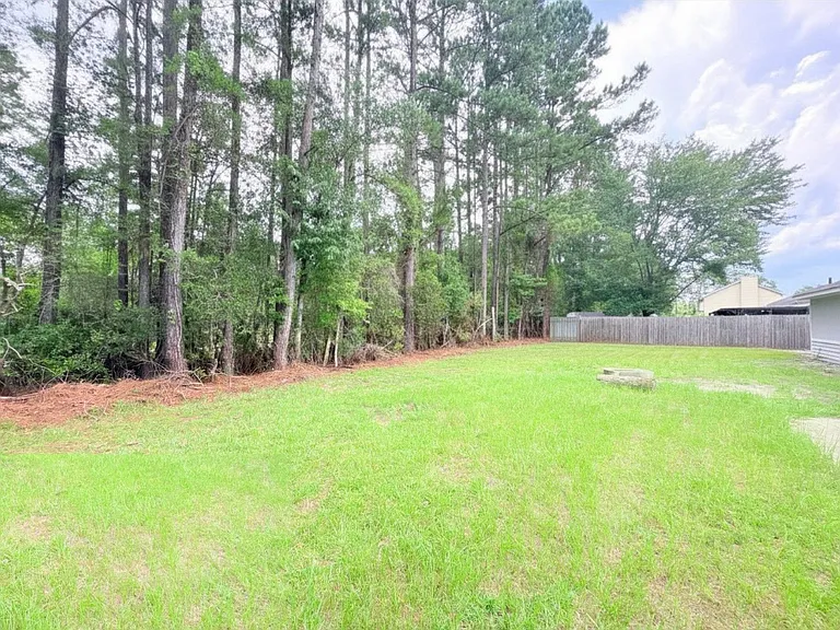 236 Woodbridge Rd — Photo 37