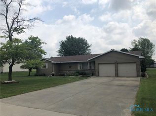 507 Linda Dr, West Unity, OH 43570